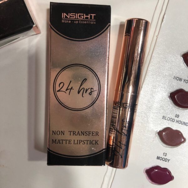 INSIGHT 24 Hrs Non-Transfer Matte Lipstick